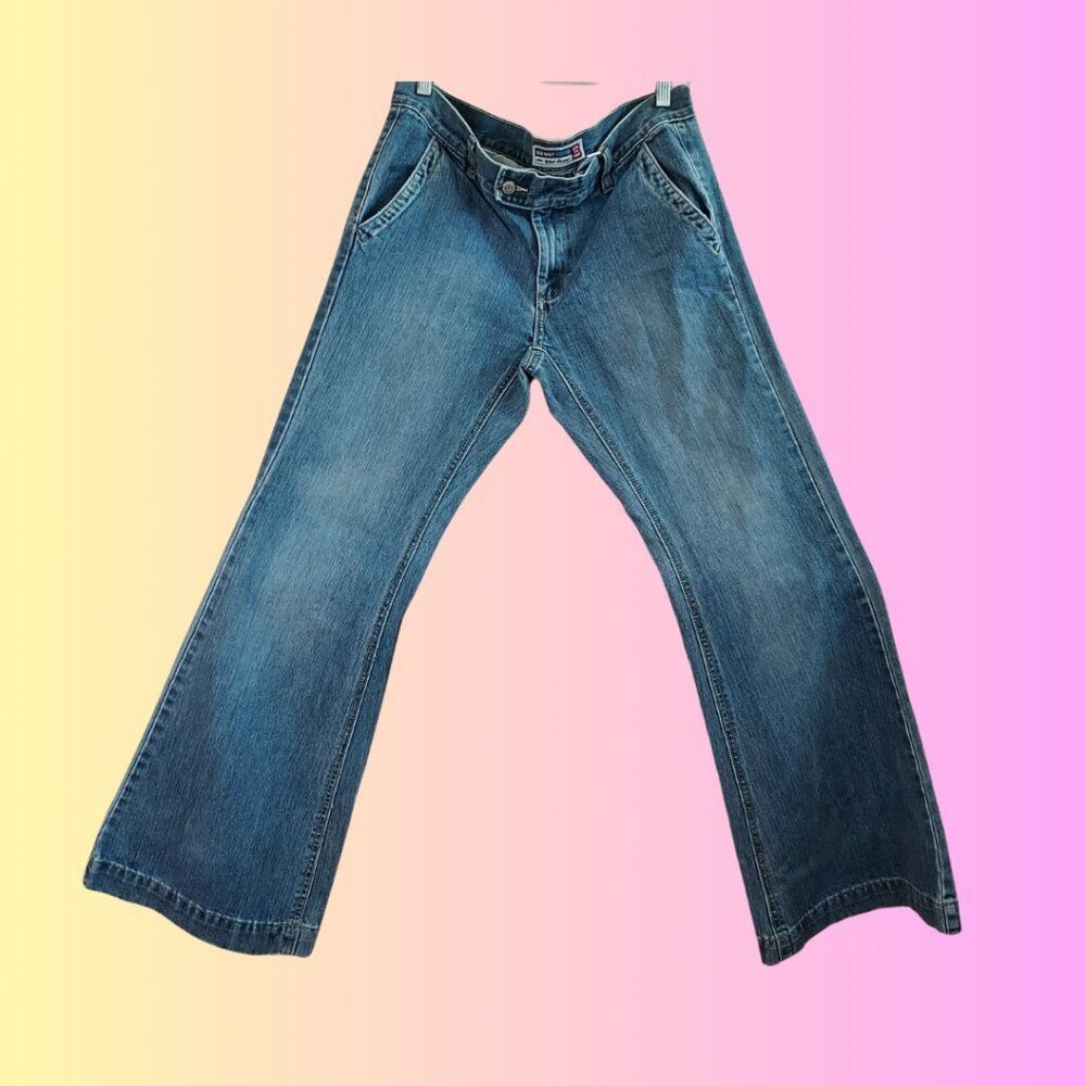 Vintage Lowrise Flared Jeans in Blue (12)